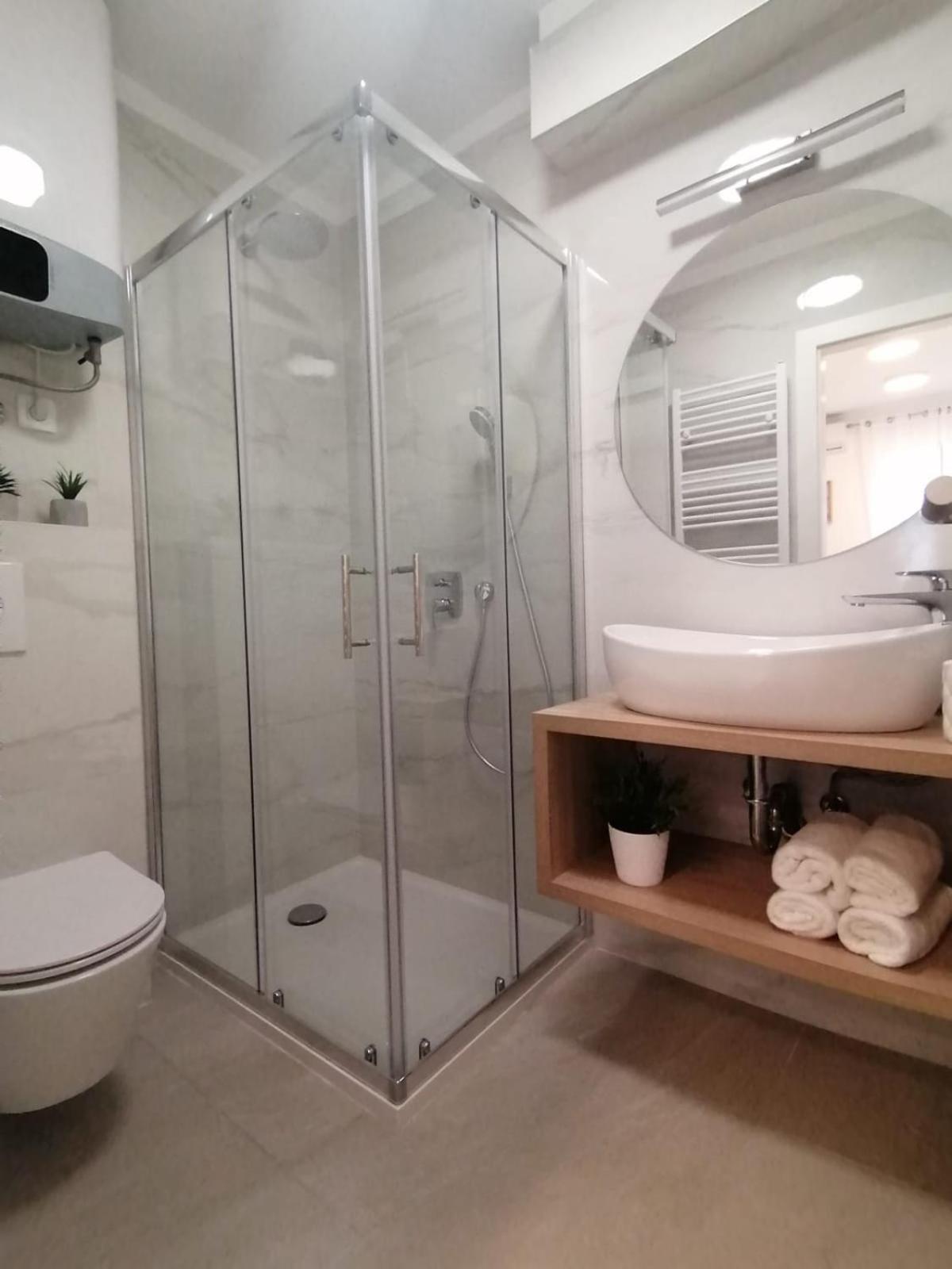 Apartmani Zoric Vodice Zimmer foto