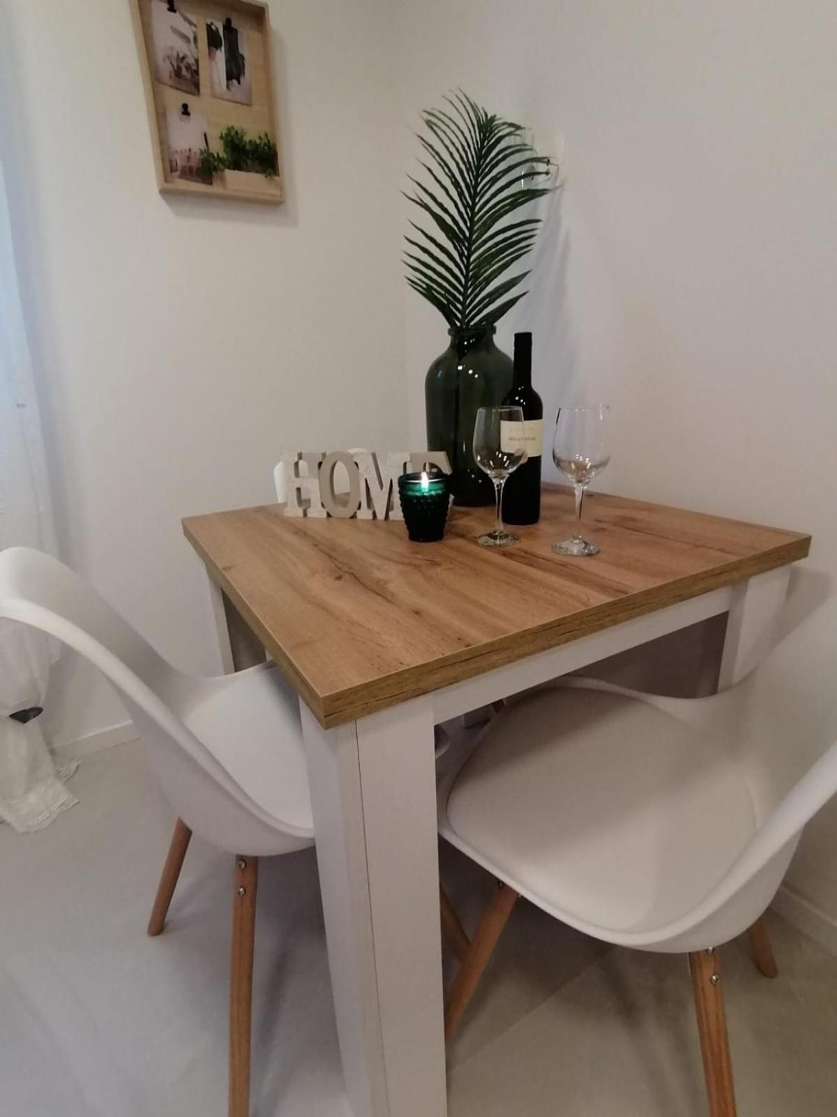 Apartmani Zoric Vodice Zimmer foto