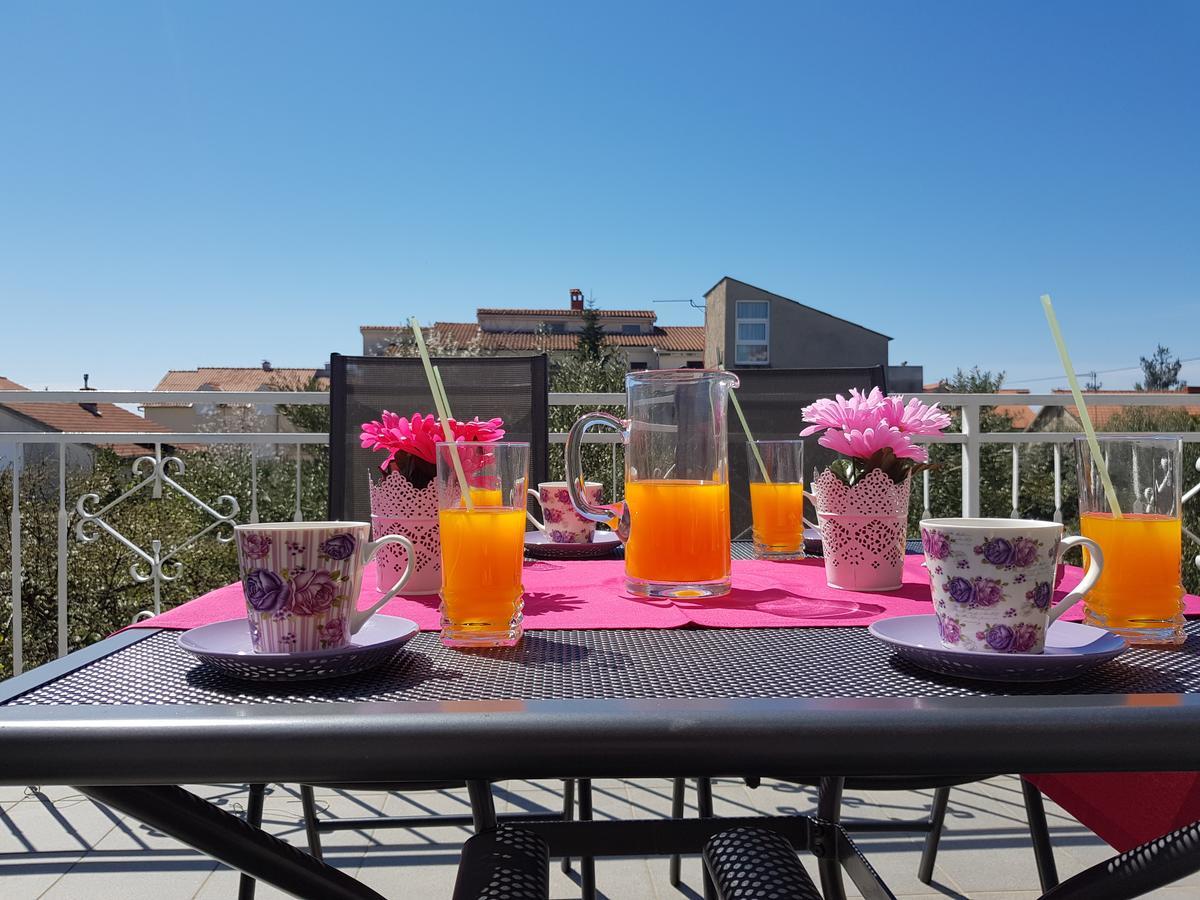 Apartmani Zoric Vodice Exterior foto